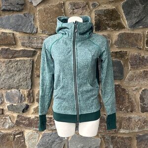 Lululemon Scuba Hoodie III in the Rio Mist Sea Mist Deep Green Size 6